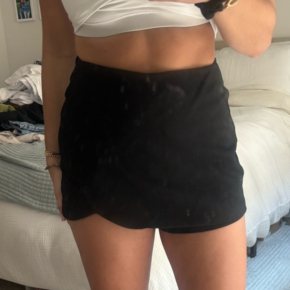 Zara black envelope skirt - Picture 4 of 5